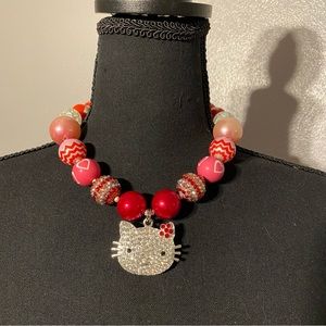 Hello Kitty Rhinestone and chunky bead hearts necklace